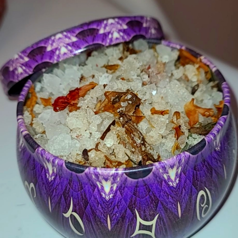 Full moon bath soak